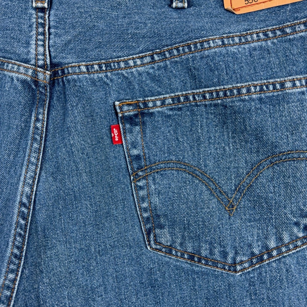 Levi's 550 Relaxed Fit Jeans 100% Cotton Denim W42 L30 Blue Classic Casual - Picture 12 of 13
